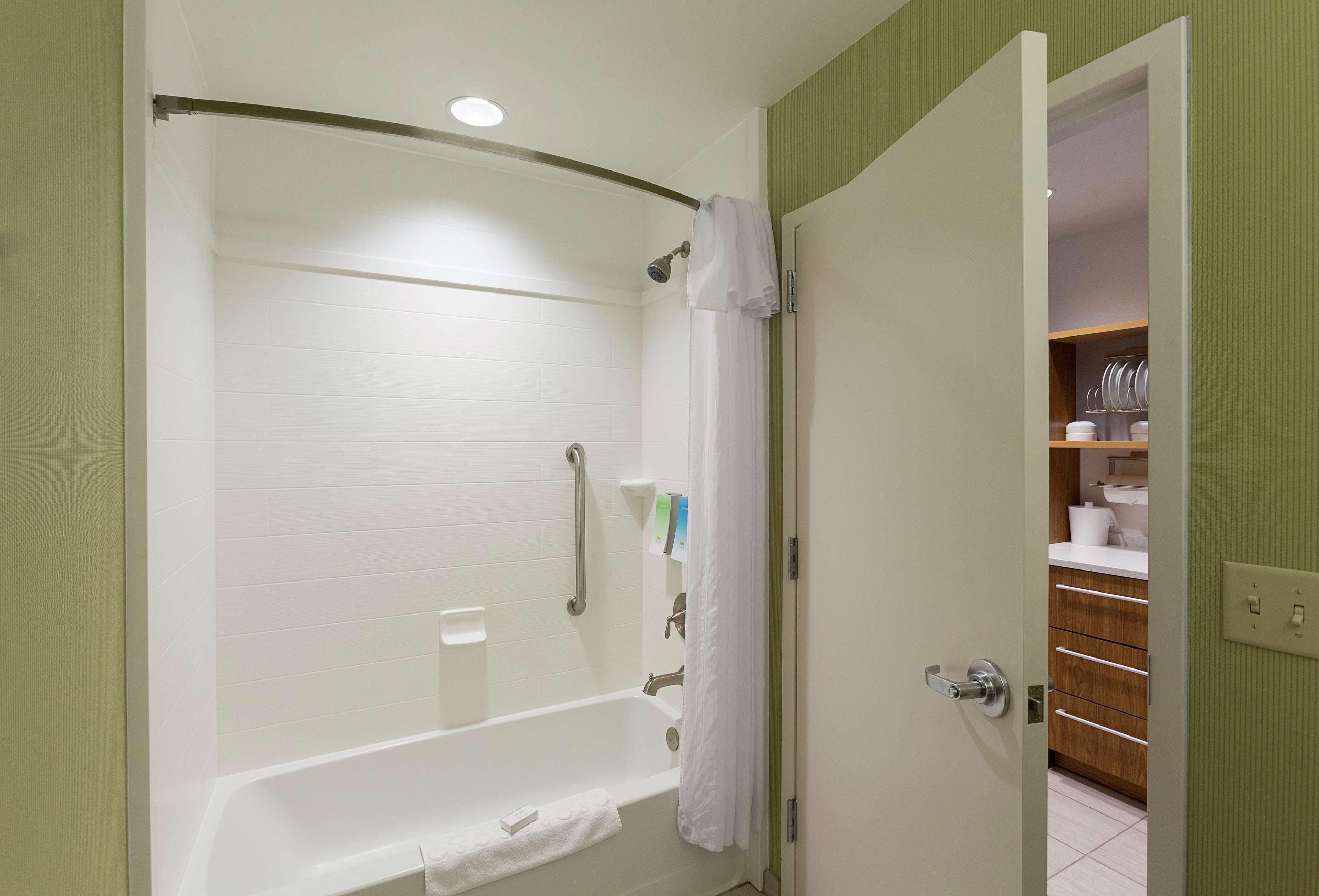 Home2 Suites By Hilton Greenville Airport Exterior photo